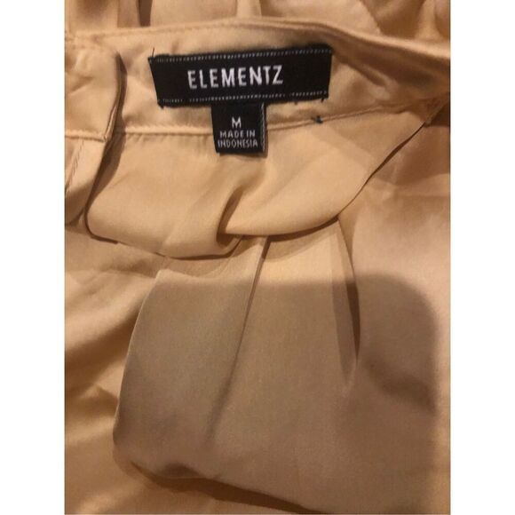 Elementz gold sateen high collar sleeveless blouse size M - Picture 9 of 12